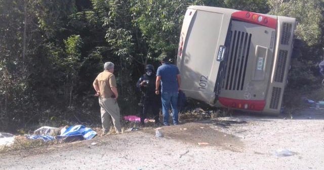 8 Americans among dead in Mexico tour bus crash