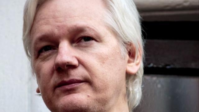 cbsn-fusion-wikileaks-julian-assange-twitter-account-disappeared-thumbnail-1469283-640x360.jpg 