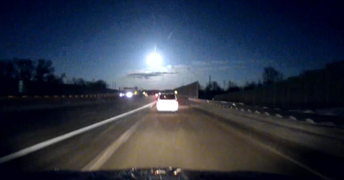 Meteor sends shock wave over Michigan - CBS News