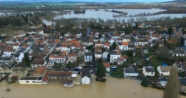 Paris on flood alert with Seine River levels expected to rise