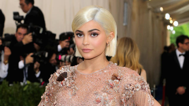 Kylie Jenner Net Worth Forbes Says 20 Year Old Jenner Will