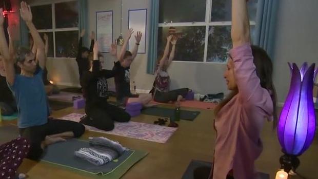 cbsn-fusion-ganja-yoga-class-mixes-mindfulness-and-pot-thumbnail-1497766-640x360.jpg