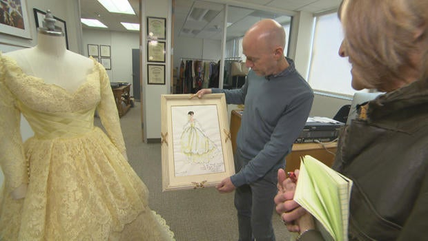 elizabeth-taylor-wedding-dress-and-valentino-sketch-620.jpg
