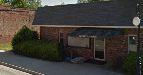 Hurtsboro, Al. shooting Standoff after several shot, one killed in Alabama restaurant CBS News