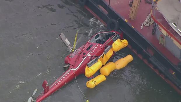 Helicopter Pulled From East River 