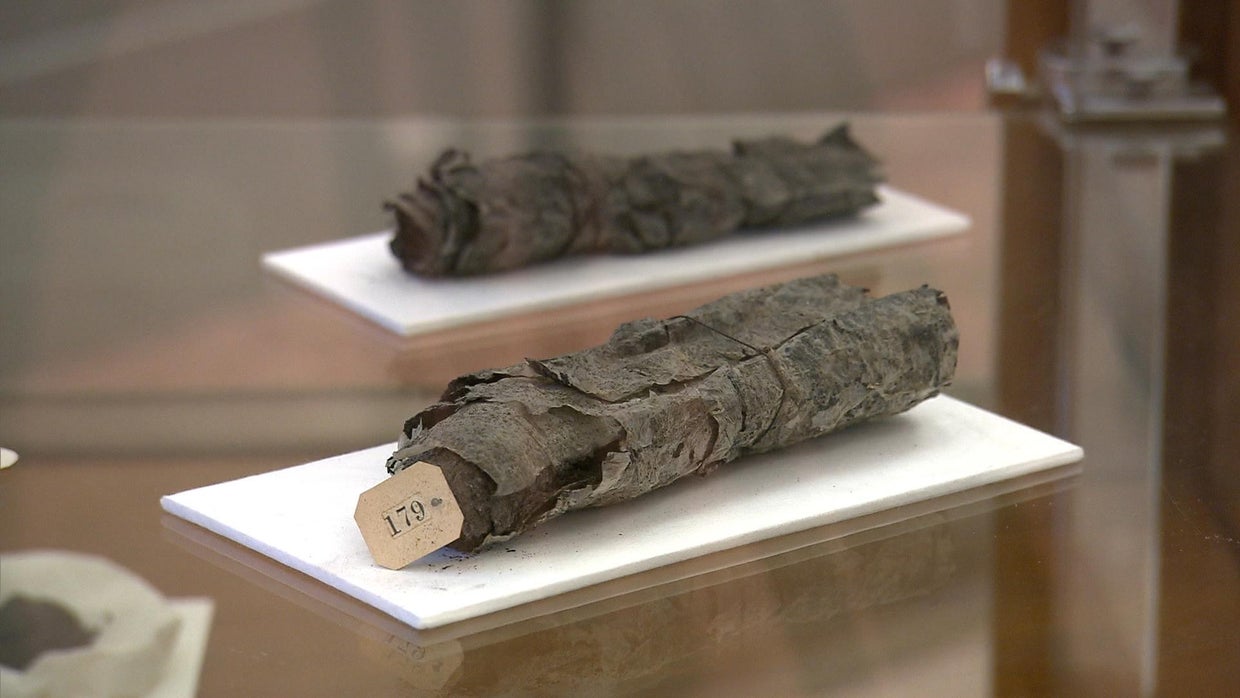 The Herculaneum scrolls Unraveling the secrets sealed by Mt. Vesuvius