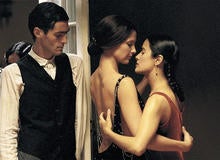salma-hayek-frida-ashley-judd-miramax.jpg