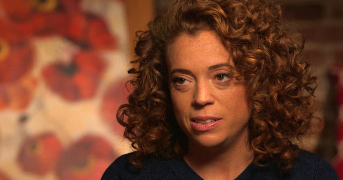 Comedian Michelle Wolf Says It S Cowardly For Trump To Skip Correspondents Dinner Cbs News