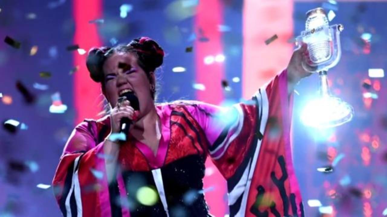 Eurovision Song Contest Held In Lisbon Portugal Israel S Netta Barzilai Takes Top Honors Cbs News - toy song by netta barzilai roblox id number