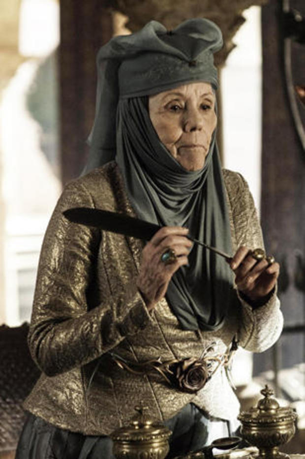 diana-rigg-as-lady-olenna-tyrell-game-of-thrones-hbo-465.jpg 