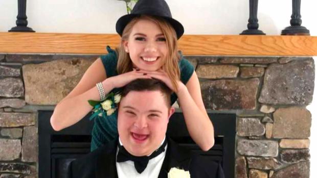 hartman-promposal-2-2018-05-25.jpg