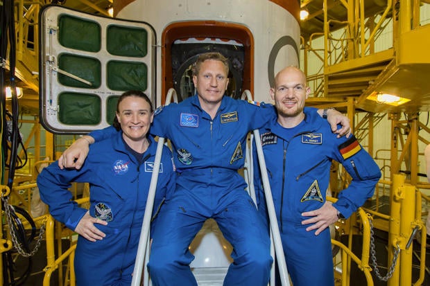 060518-crew2.jpg