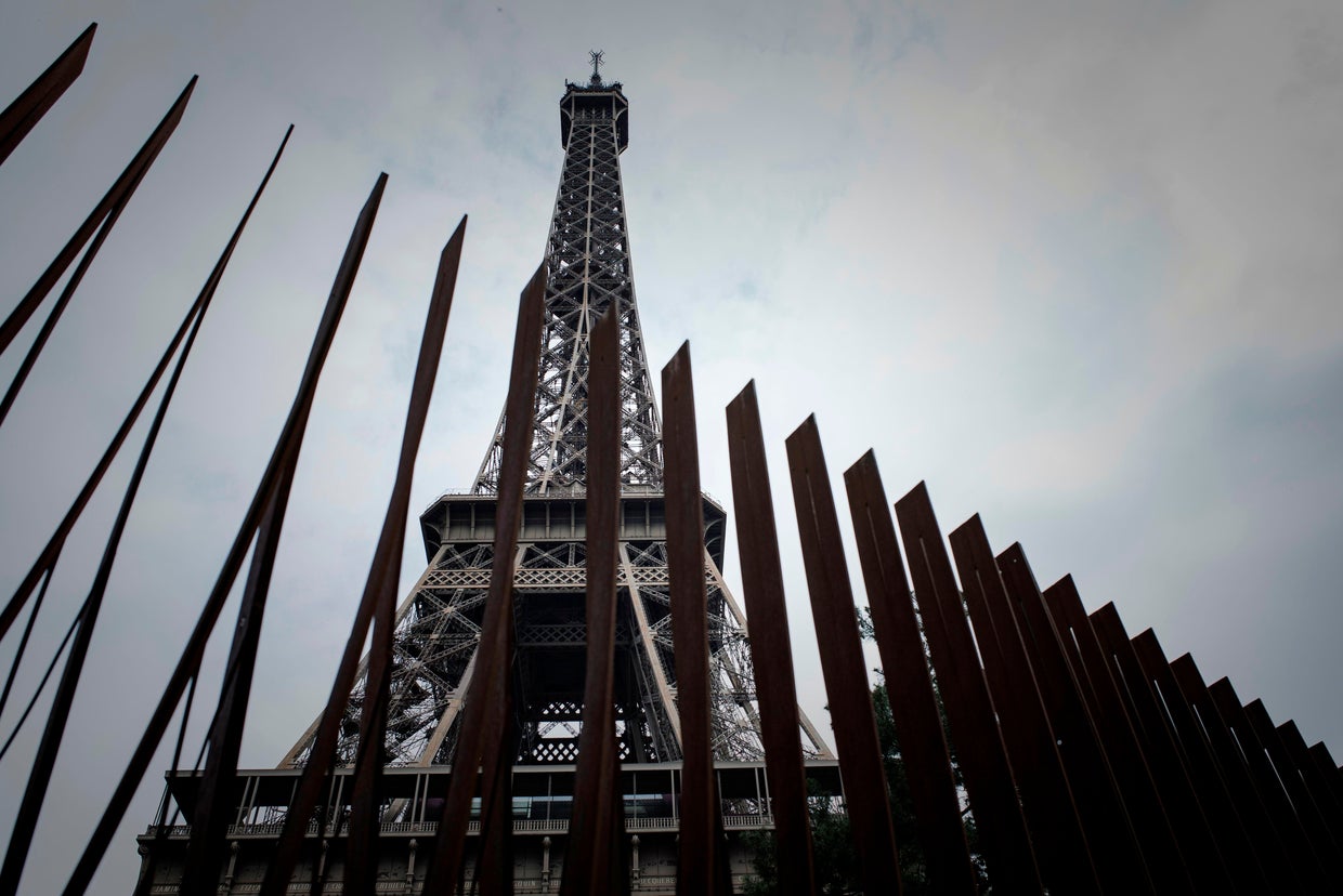 Authorities build permanent security belt around the Eiffel Tower CBS