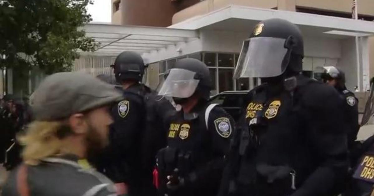 Protests at Portland ICE facility draw federal agents in riot gear ...