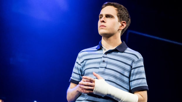 "Dear Evan Hansen" has a message about depression and ...