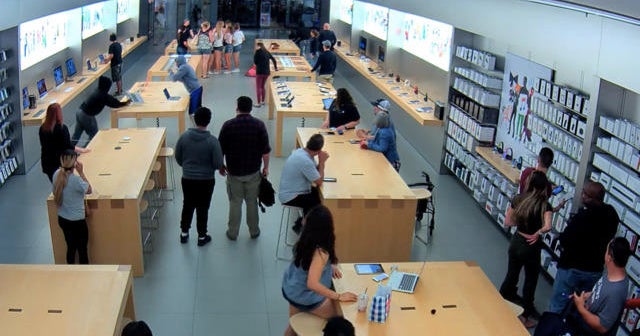Apple Store robbery caught on video CBS News