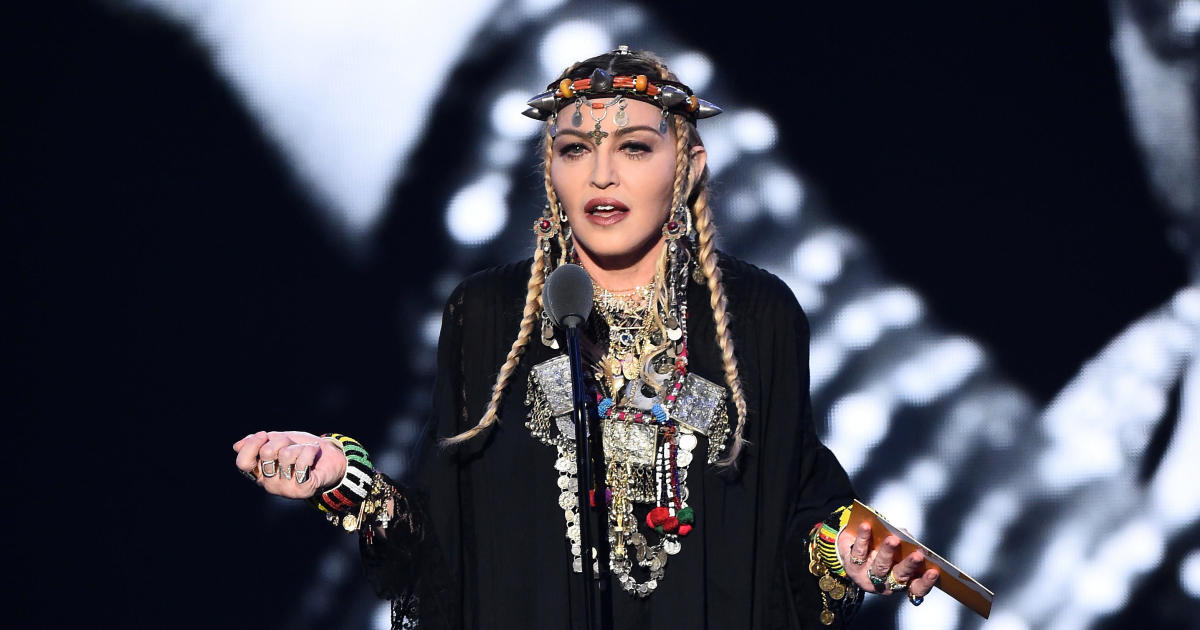 Madonna slammed for self-centered VMAs tribute to Aretha Franklin