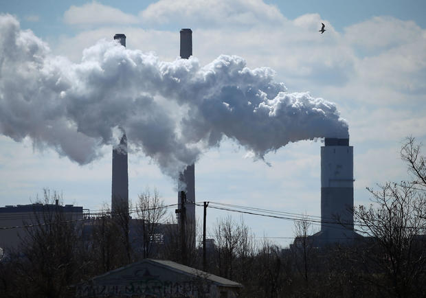 Emissions Spew From Coal Fired Power Plant 