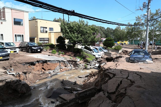 TOPSHOT-JAPAN-QUAKE 