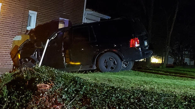car into house obey street 