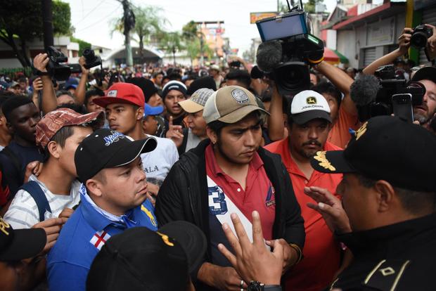 Migrant caravan seeks refuge 