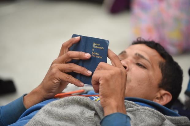 Migrant caravan seeks refuge 