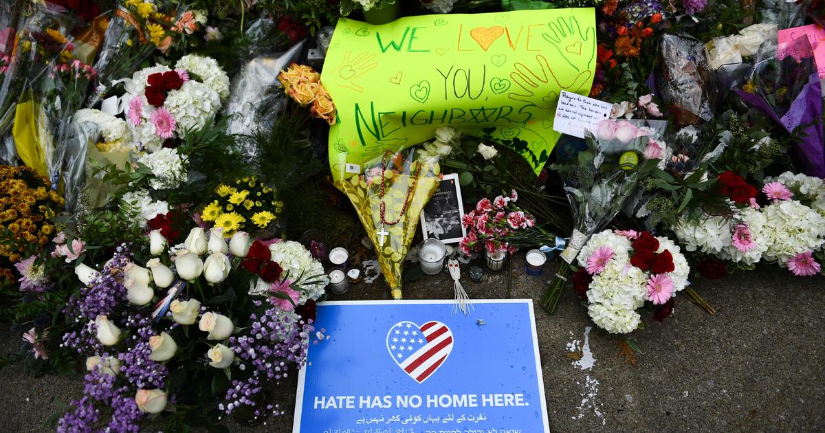 Pittsburgh shooting: Squirrel Hill community copes with ...