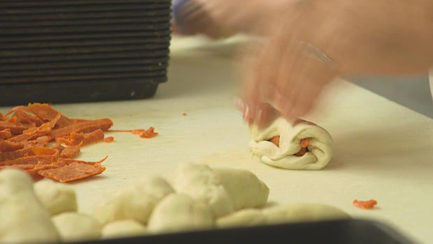 wrapping-pepperoni-rolls-620.jpg 