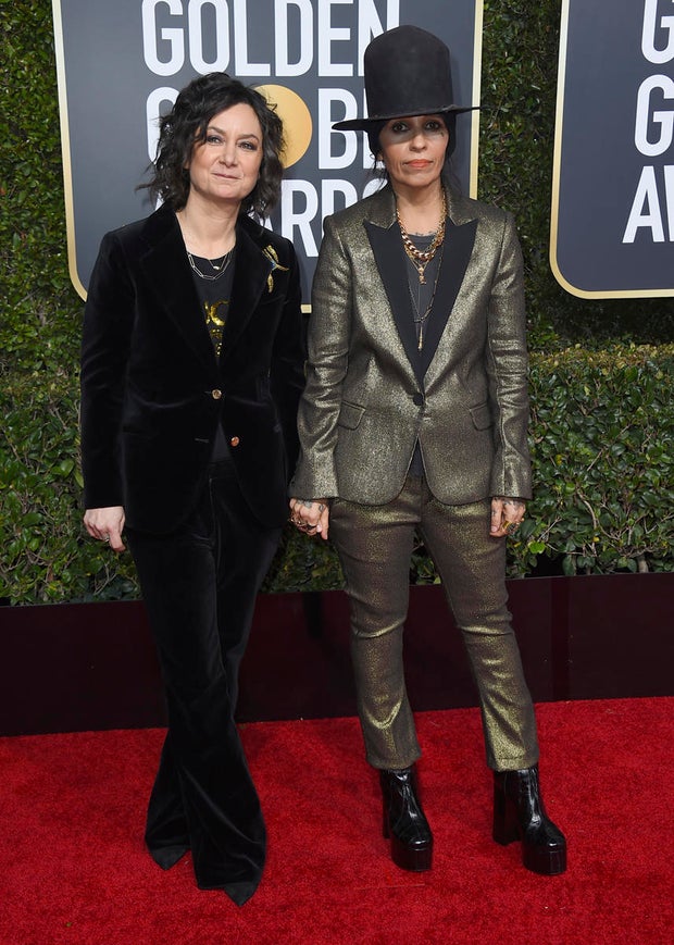 Sara Gilbert,Linda Perry