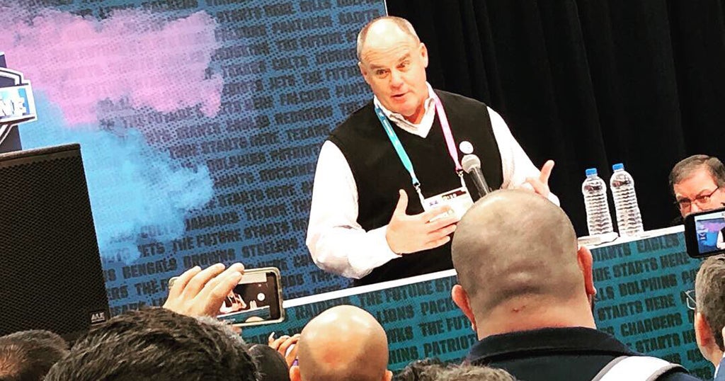 Changing of the guard: Steelers considering quarterback with 20th overall pick - Vimarsana News
