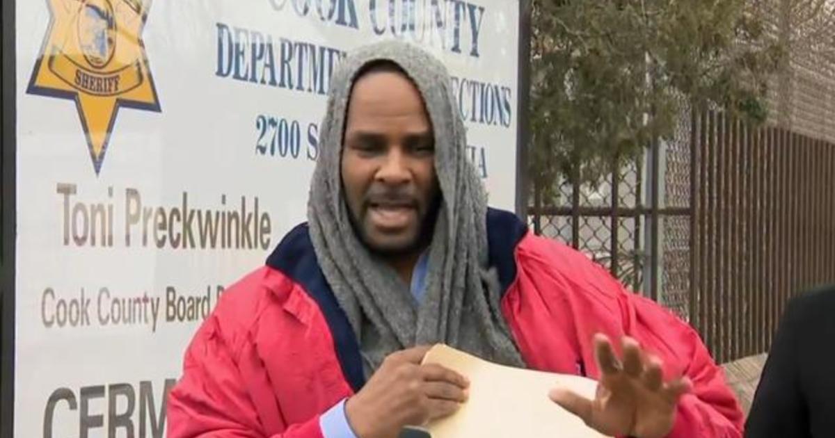 R. Kelly released from Chicago jail CBS News