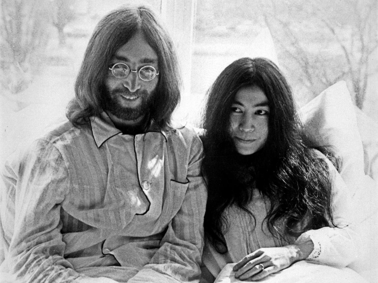 John Lennon, Yoko Ono seen on honeymoon 