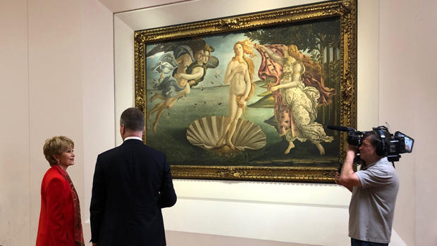 the-birth-of-venus-by-botticelli-at-the-uffizi-jane-pauley-and-museum-director-eike-schmidt-620.jpg 