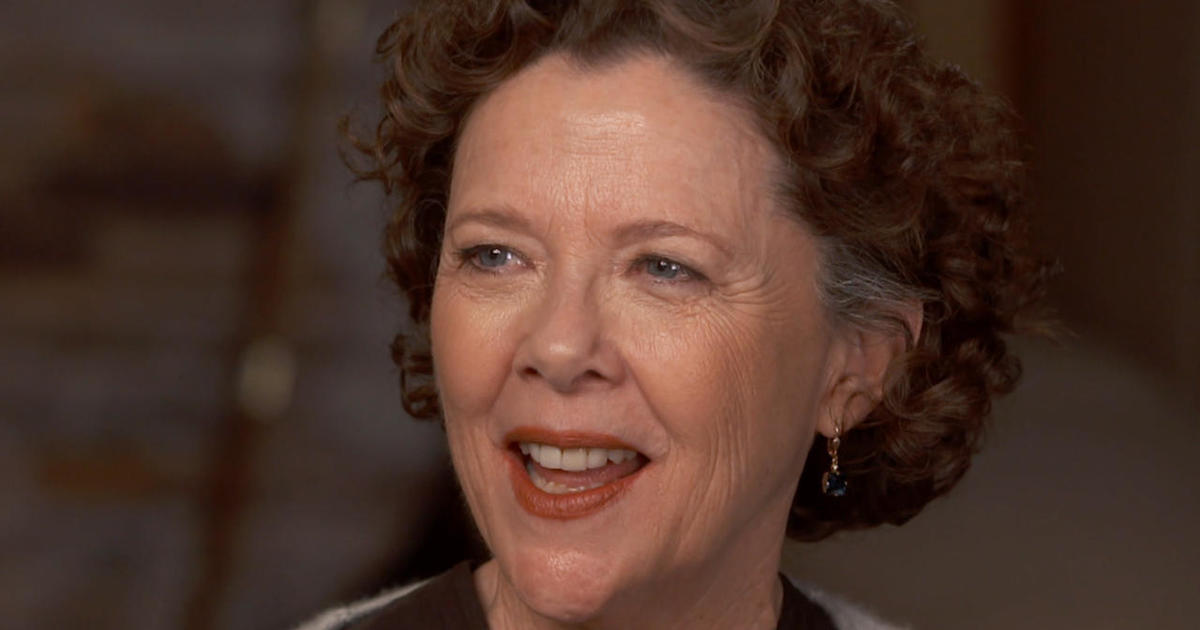 Photos of annette bening