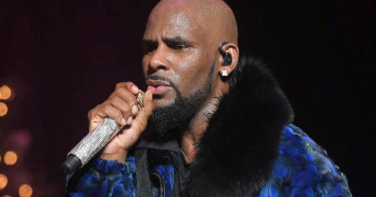 R. Kelly arrested on child pornography charges