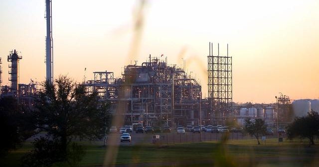 High cancer risk plagues Louisiana town near chemical plants CBS News