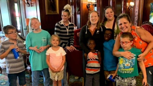 How Children With Disabilities Came To >> Children With Disabilities Left Stranded At Airport By American Airlines Parents Say How Children With Disabilities Came To >> Children With Disabilities Left Stranded At Airport By American Airlines Parents Say