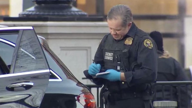 1121-secretservicedriver-1981813-640x360.jpg 
