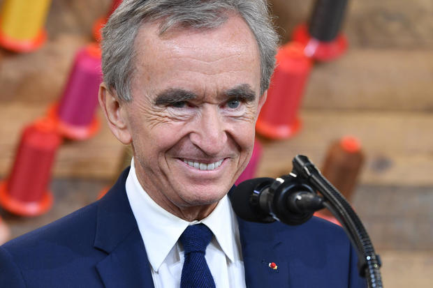 Bernard Arnault, LVMH CEO, passes Bill Gates as world&#39;s second-richest person, has Bezos in his ...
