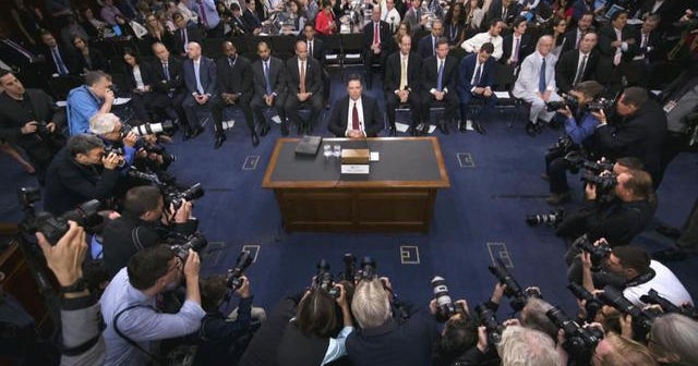 Meet Doug Mills, the NYT photographer Trump calls "a genious" CBS News