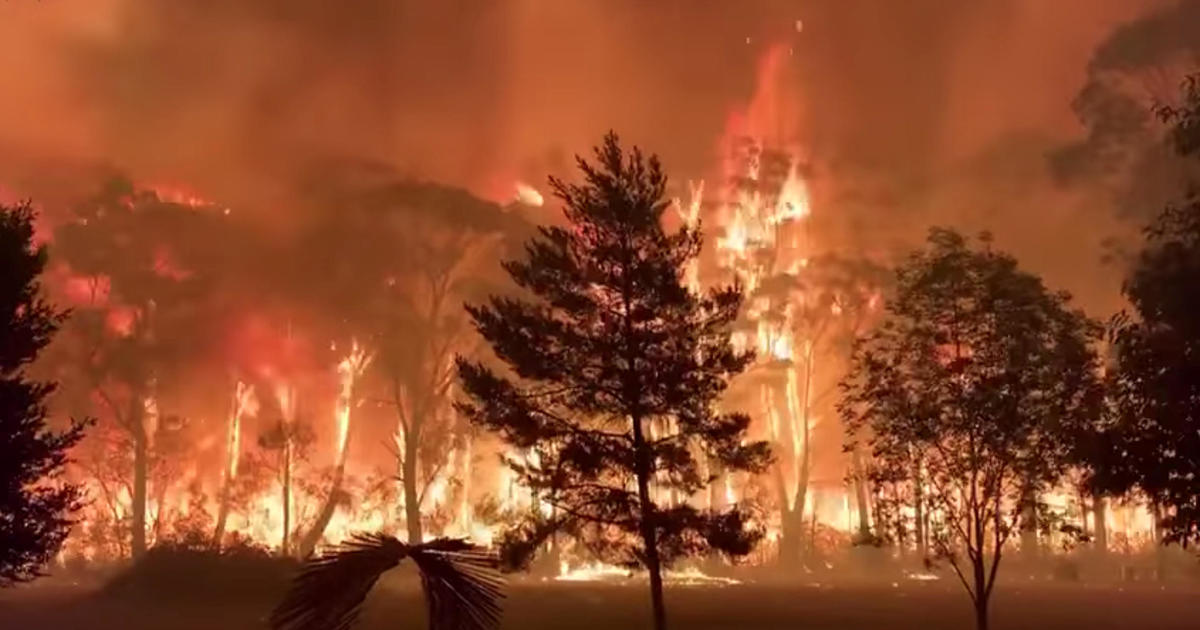 Australia Fires Pictures From The Deadly Wildfires Engulfing The Country Cbs News