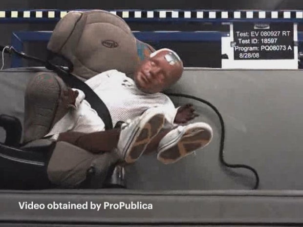 test-crash-booster-seat.jpg 
