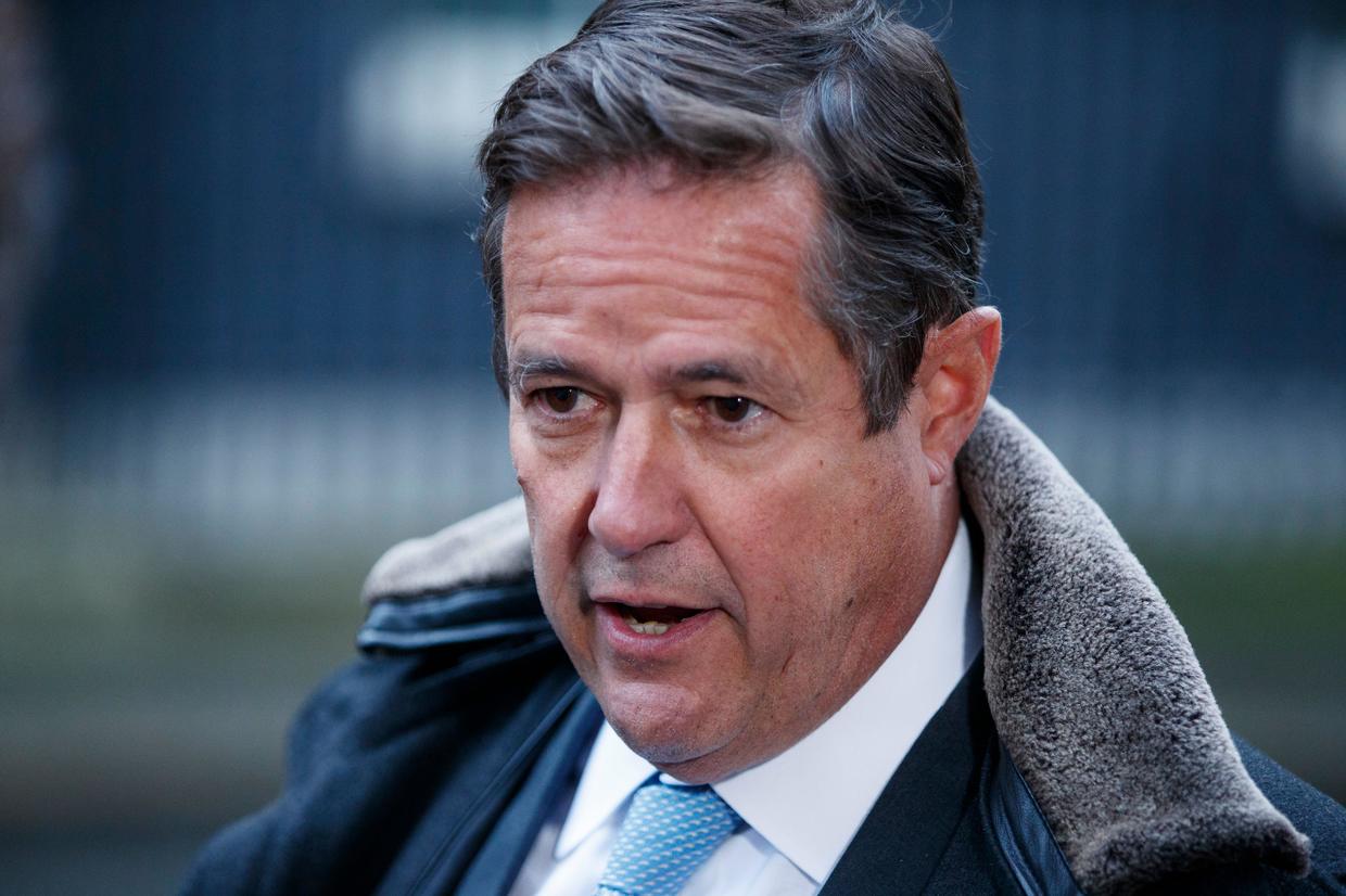 Barclays Bank Ceo Jes Staley S Relationship With Jeffrey Epstein Under Investigation Cbs News