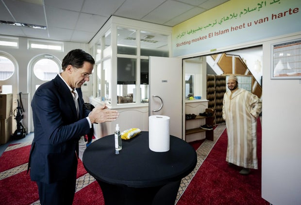 NETHERLANDS-HEALTH-VIRUS-RELIGION 