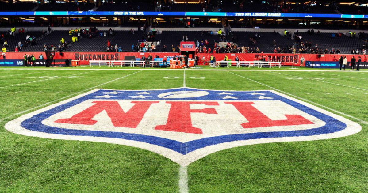 NFL suspends its COVID-19 protocols, citing national decrease in case count