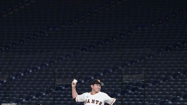 APTOPIX Virus Outbreak Japan Baseball 