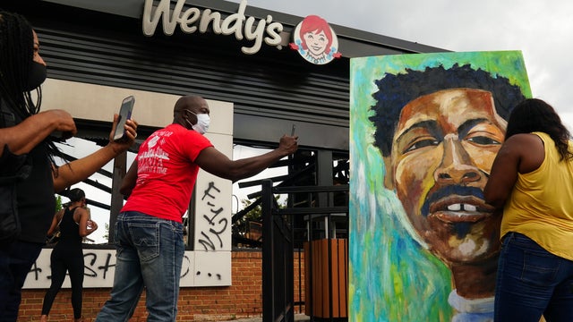 TOPSHOT-US-POLICE-RACISM-SHOOTING-POLITICS 