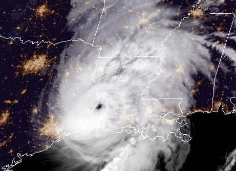 Hurricane Laura bringing "catastrophic storm surge" in parts of Louisiana