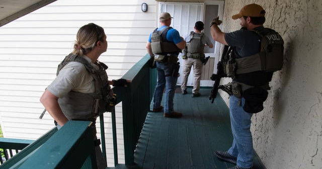 U S Marshals Find 45 Missing Children In Operation Autumn Hope Cbs News