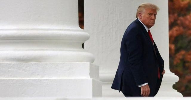 Military families respond to report Trump insulted service members - CBS News Military families respond to report Trump insulted... 